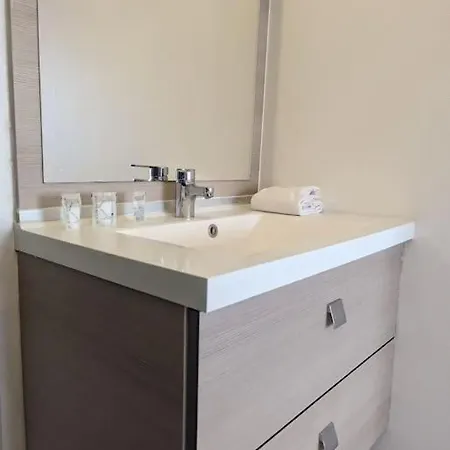 Balneo, Ecran Lcd, Literie 160x200 Apartment